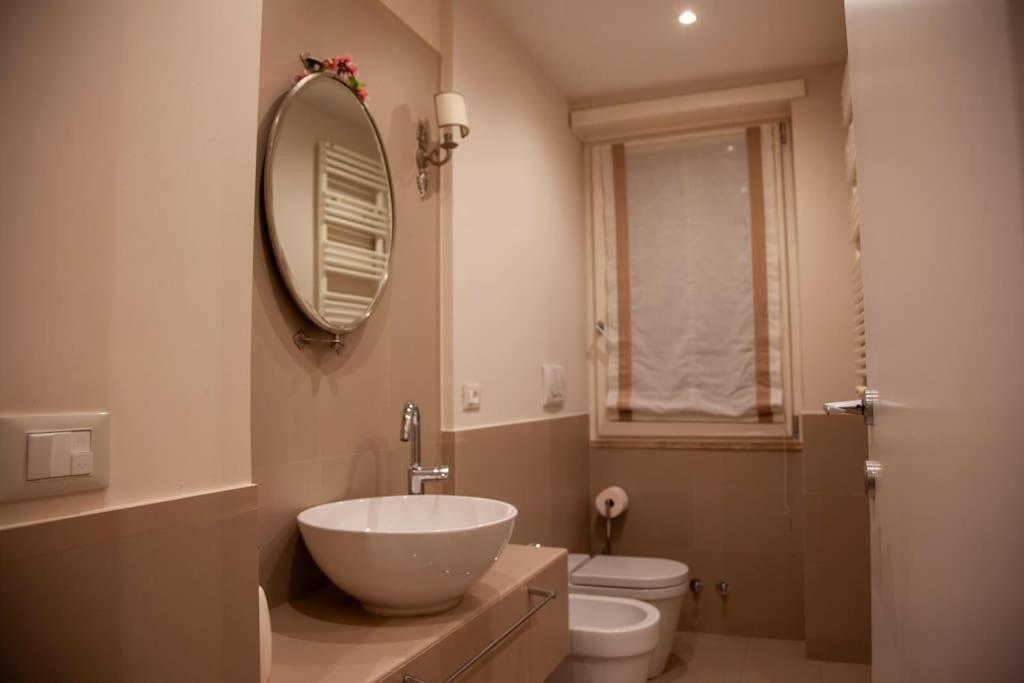 Roma, Gemelli Casa Eleganza, Resort Modernista Zewnętrze zdjęcie